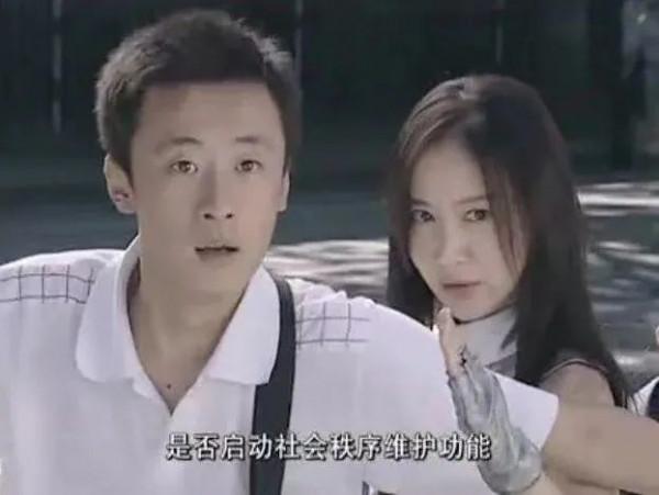 影帝，不想紅｜專訪《魔幻手機》男主李濱