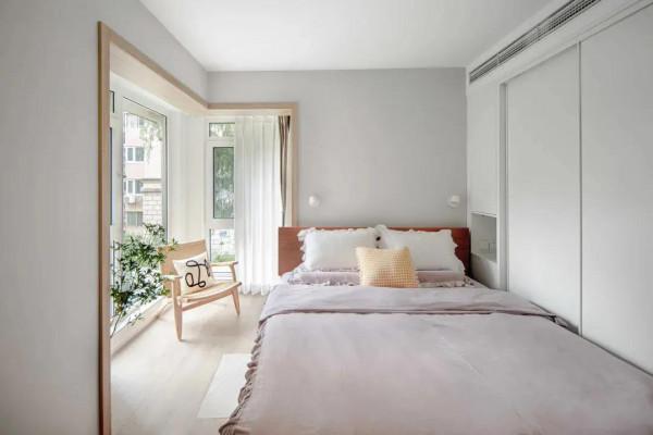 二胎媽媽曬出90㎡新家走紅，全屋超多收納，乾淨明亮又溫馨，佩服