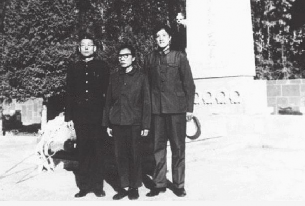 1959年李敏成婚，毛主席看到邀請名單後：一定要請你們的遠志姐姐