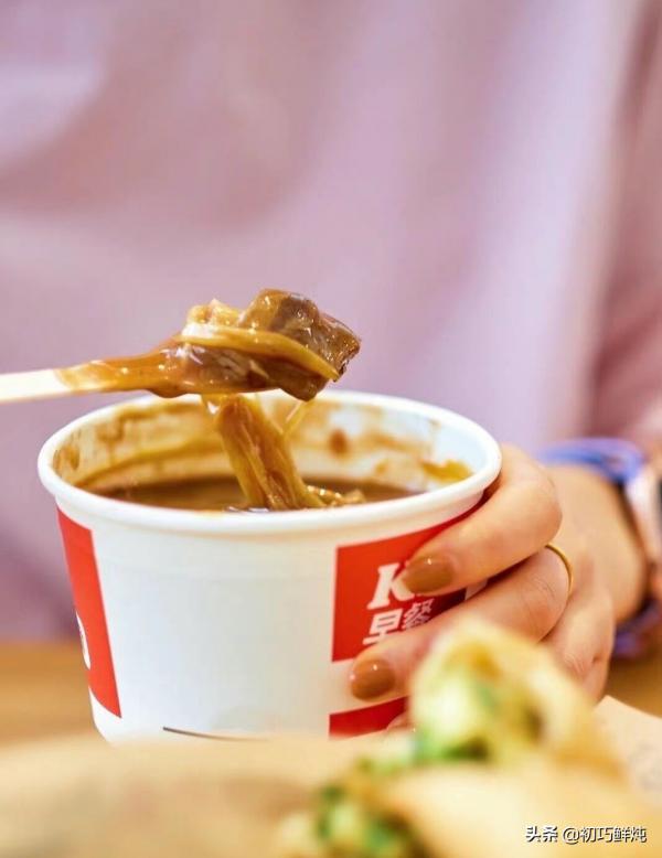 開始了，開始了，肯德基又開始“作”了！還有什麼是它不會賣的？