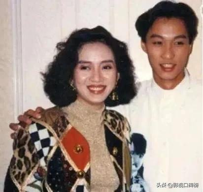 《星辰大海》的TVB味道有譚耀文一半功勞,能唱會演的他為何沒火 《星辰大海》的TVB味道有譚耀文一半功勞,能唱會演的他為何沒火