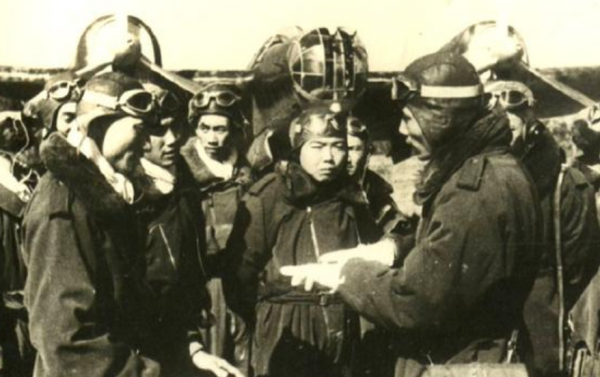 中國第一批飛行員:犧牲時平均年齡僅23歲!值得敬佩的中國富二代 中國第一批飛行員:犧牲時平均年齡僅23歲!值得敬佩的中國富二代