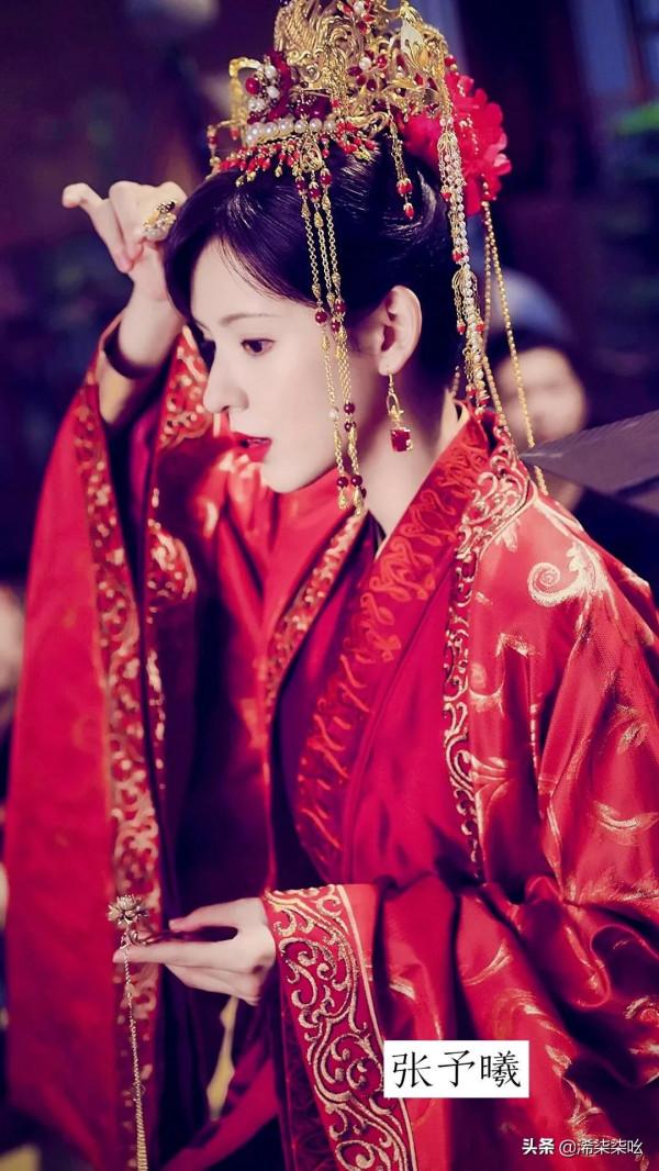 女明星穿上嫁衣誰最美，我認為是白鹿