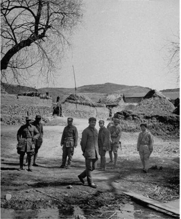 解放戰爭中的解放軍,為什麼要叫“野戰軍”? 解放戰爭中的解放軍,為什麼要叫“野戰軍”?