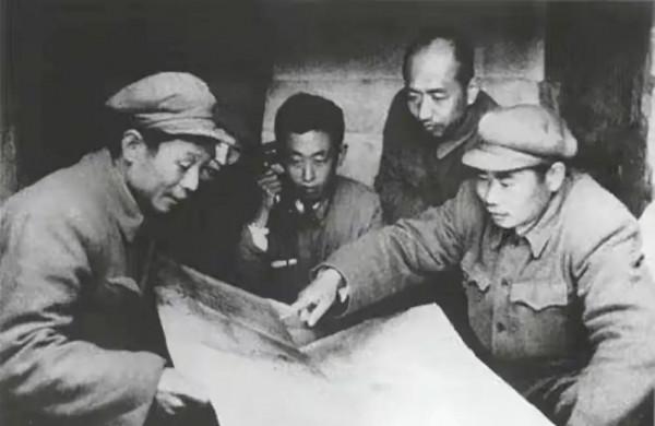 2000年，鄭維山臨終前，給中央寫了一封信，張萬年批示：非常感人