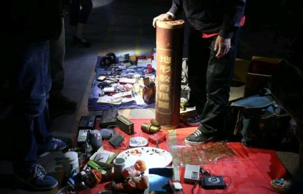 西安神秘“天光墟”，凌晨開張天亮收攤！二手貨、假古董應有盡有