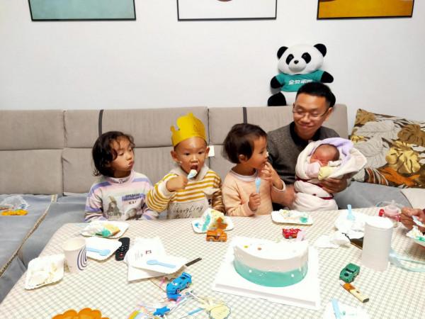 大寶三歲啦!生日快樂 大寶三歲啦!生日快樂