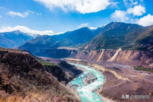 不知道去哪裡旅行?不如就從中國這些最美的地方,走起吧 不知道去哪裡旅行?不如就從中國這些最美的地方,走起吧