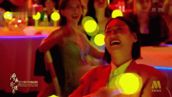 受邀央視中秋晚會的6位港星什麼來頭？偶像的偶像，成龍秒變迷弟