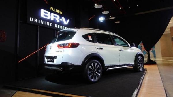 新車 | 還在說賓士不良心?1.5L+7座,全新本田BR-V你會買嗎? 新車 | 還在說賓士不良心?1.5L+7座,全新本田BR-V你會買嗎?