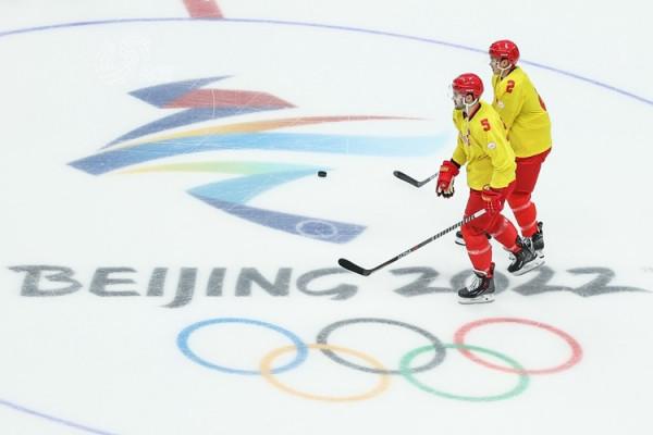 冬奧時刻：中國男子冰球隊進行首場訓練
