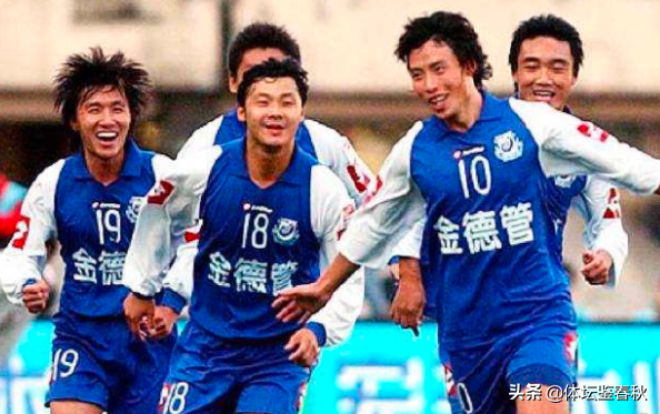 恭喜！前天才國腳成教練1年就率隊奪冠，19歲時已成中超球隊隊長