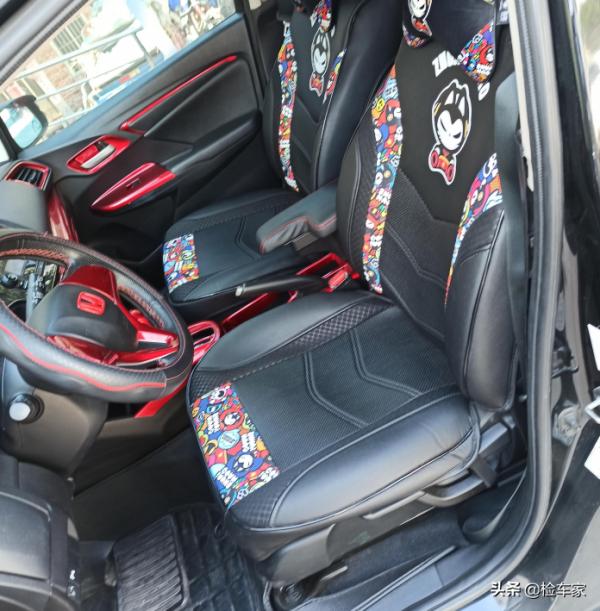 車身撞稀碎，這輛本田飛度換個馬甲賣6萬？車主：不退車就法庭見