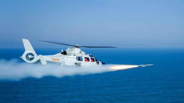 055目前的尷尬,相比效能有限的直9,國產直20或許更般配 055目前的尷尬,相比效能有限的直9,國產直20或許更般配