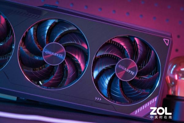 技嘉RTX 3090 Ti魔鷹圖賞 遲來的旗艦卡皇