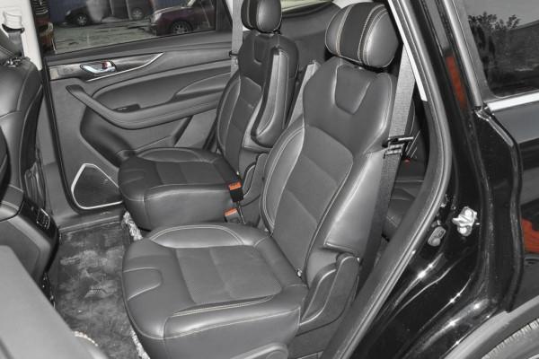 國產大空間7座SUV，2.0T+8AT動力，配置豐富，帶你看歐尚科賽pro