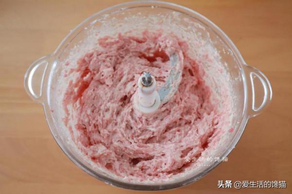 自制脆皮腸，Q彈多汁，方法簡單易學，皮脆肉嫩，比買的好吃