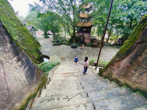 重慶市潼南區有一處奇觀,與北京天壇迴音壁齊名,遊客都歎為觀止 重慶市潼南區有一處奇觀,與北京天壇迴音壁齊名,遊客都歎為觀止