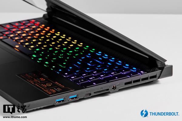 300Hz 高刷屏,技嘉 AORUS 15P XD 賽博朋克遊戲本雙 11 到手價 10999 元起 300Hz 高刷屏,技嘉 AORUS 15P XD 賽博朋克遊戲本雙 11 到手價 10999 元起