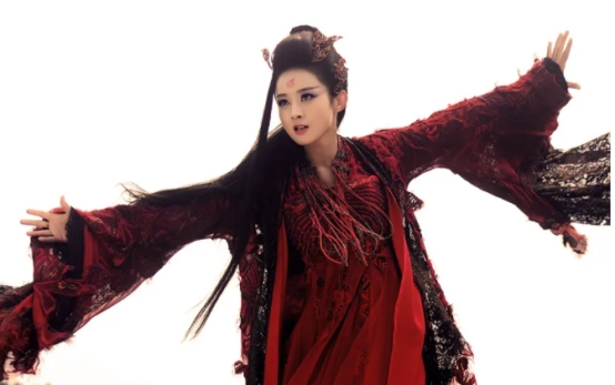 人物造型簡單，好壞靠衣服顏色就能分辨，現代古裝劇到底怎麼了？