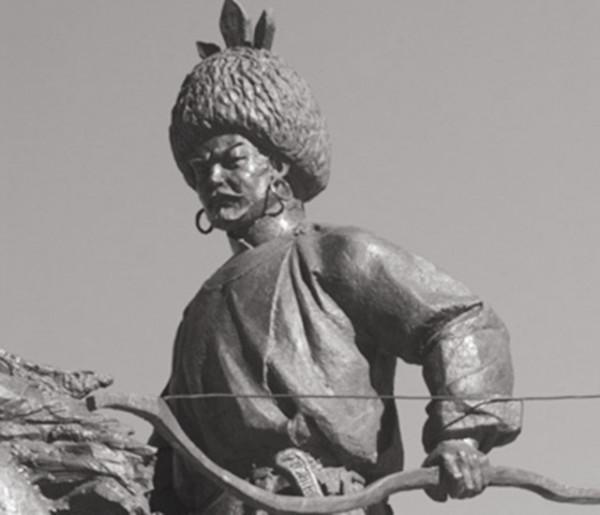 2003年，內蒙古發現巨大紅棺，紅棺內躺有一具女屍