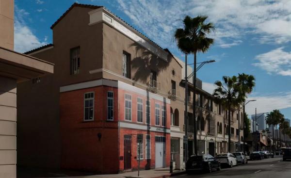 看看這些抓眼“神”門店,就會明白這些品牌為啥不怕電商 看看這些抓眼“神”門店,就會明白這些品牌為啥不怕電商