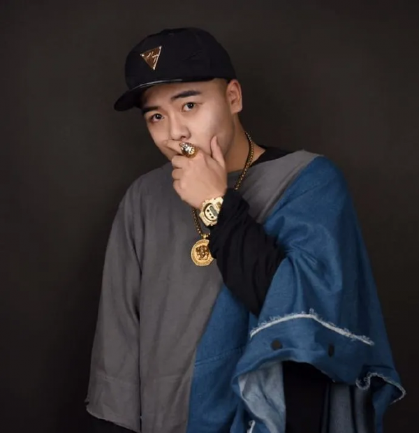 除了貝貝以外，還有哪些知名rapper從沒發過專輯？