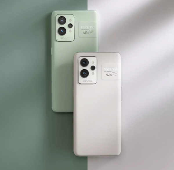 2022年初買手機這三款優先推薦，年度機皇和新生代黑馬的碰撞