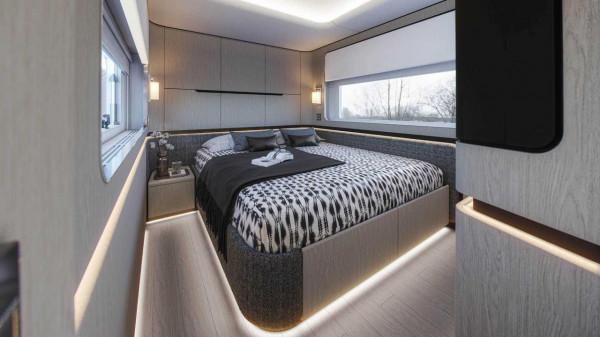 帶上法拉利尋找詩和遠方 陸地超級遊艇Dembell Motorhomes房車