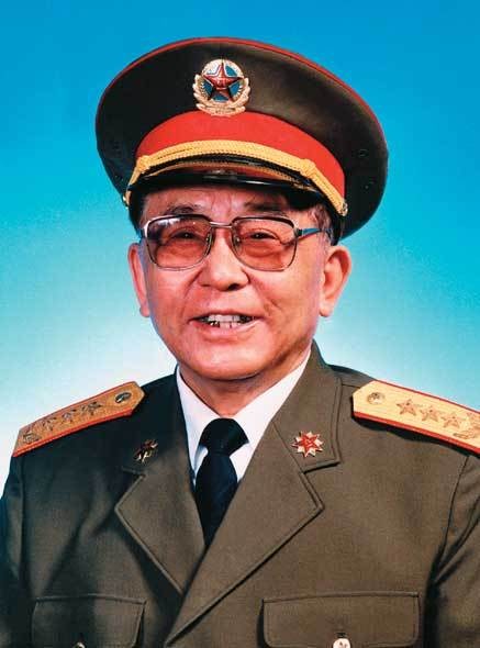 1988年,11位大軍區司令員同框,群雄薈萃之下誰能端坐C位? 1988年,11位大軍區司令員同框,群雄薈萃之下誰能端坐C位?