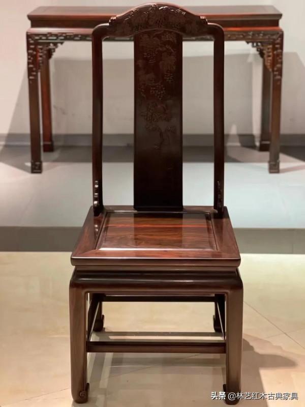 大紅酸枝碩果累累圓餐桌丨大方之作