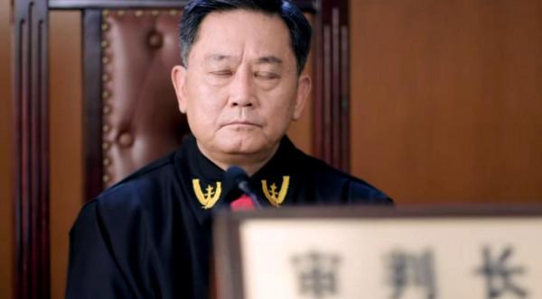 《你好檢察官》,一部披著職場劇外衣的狗血弱智戀愛瑪麗蘇偶像劇 《你好檢察官》,一部披著職場劇外衣的狗血弱智戀愛瑪麗蘇偶像劇