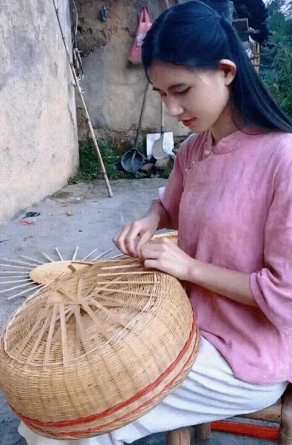 看到當前農村的怪象