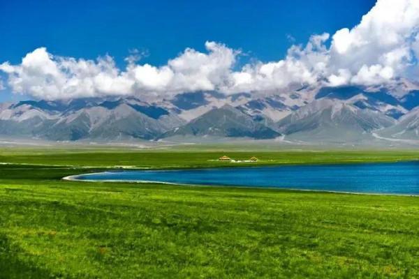 新疆賽里木湖