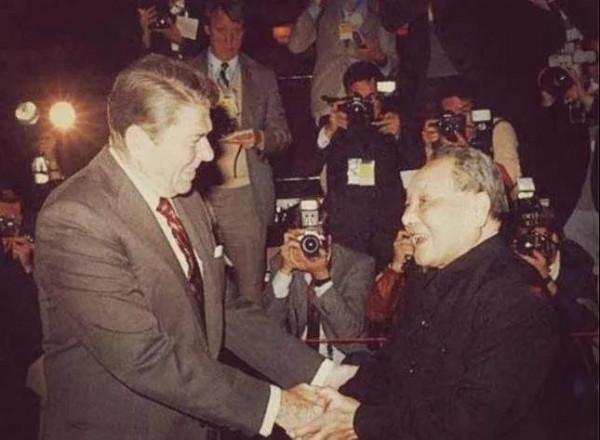 美國不想中國崛起，怎麼在八十年代把最先進的黑鷹直升機賣給中國