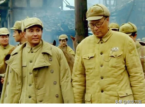 八路軍總兵力102萬，下轄了8個師，一個師到底多少兵力？