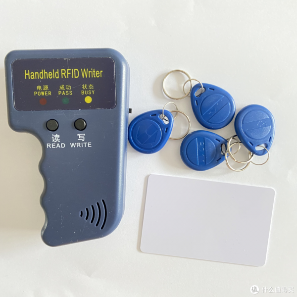 手把手教你複製車庫遙控器和小區ID門禁卡，瞬間省下上百元