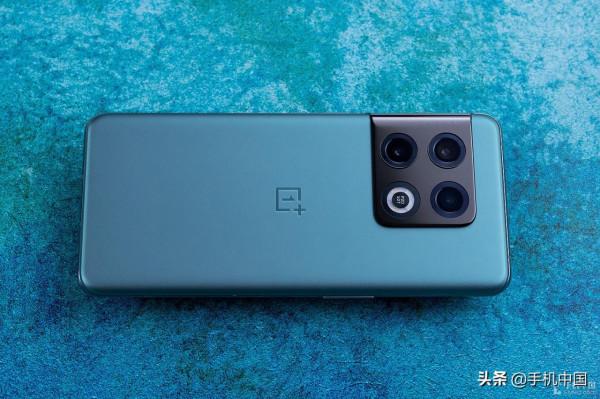 一加10 Pro手機圖賞：效能旗艦 10至名歸