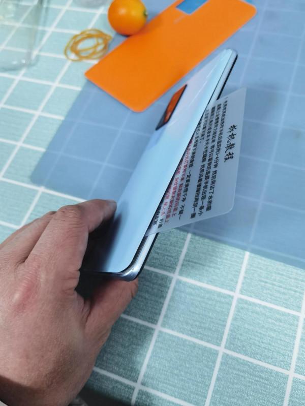 手機後蓋自己換