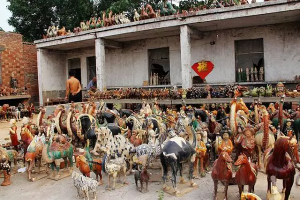 傳奇農民！他造假文物騙走故宮90萬，國家卻花錢請他“造假”