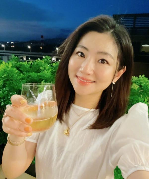 燒傷後被“暖男”拋棄，張承中直言看到Selina燒傷腿部：真的想吐