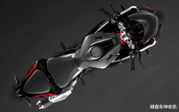 寶馬小排量近親,TVS Apache 310RR更新,兩種提升效能的套裝可選 寶馬小排量近親,TVS Apache 310RR更新,兩種提升效能的套裝可選