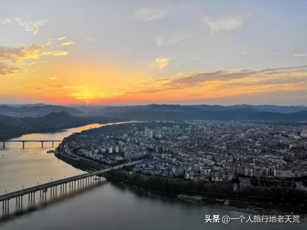 四川這20個最值得去的地方，你去過幾個