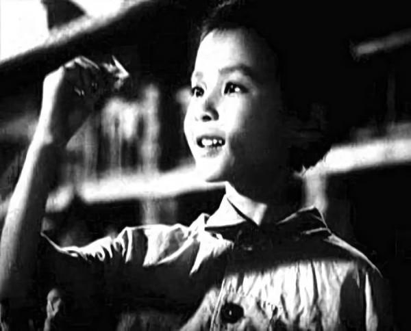 從出生就入獄,8年牢獄生活從未嘗過糖果的味道,犧牲前身中數刀 從出生就入獄,8年牢獄生活從未嘗過糖果的味道,犧牲前身中數刀