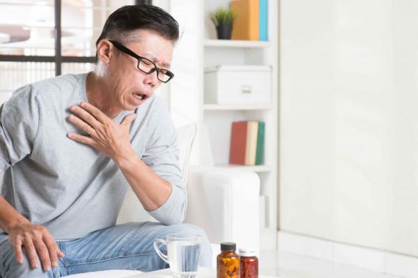 喉嚨不舒服、有異物感除了咽炎,這3個因素也別忽視,需瞭解 喉嚨不舒服、有異物感除了咽炎,這3個因素也別忽視,需瞭解