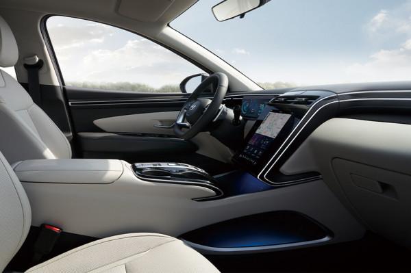 除了加長，第五代途勝L還有不少新技能