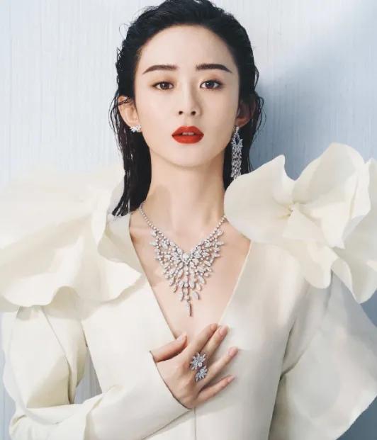 趙麗穎離婚後，越來越美