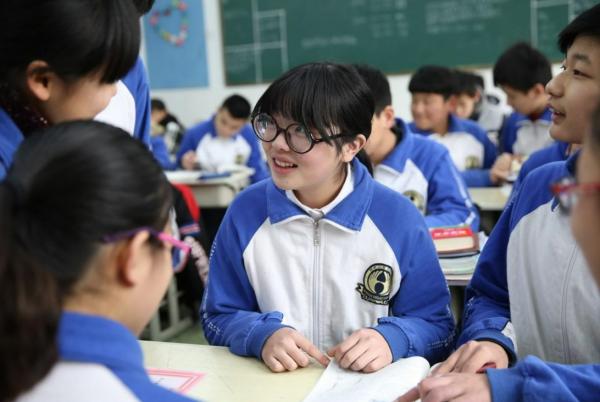 取消中考分流呼聲高漲,獲多名教授發聲支援,不料家長野心變大 取消中考分流呼聲高漲,獲多名教授發聲支援,不料家長野心變大