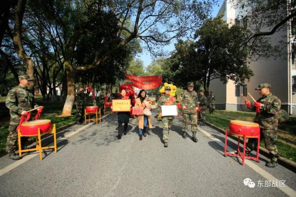 15省68市104份立功喜報，全部敲鑼打鼓送到官兵家中