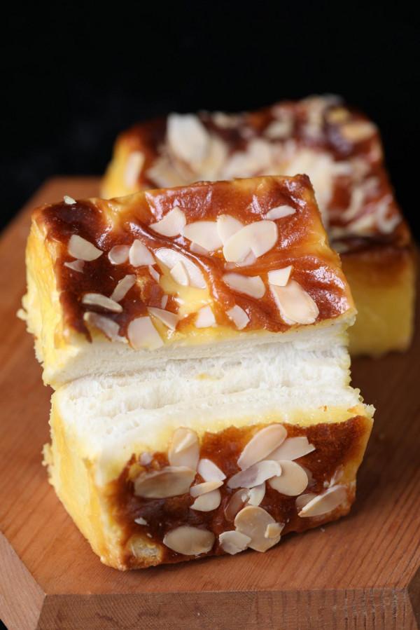 火遍街頭的「巖燒乳酪」靠擺地攤日進萬元,教你復刻同款配方 火遍街頭的「巖燒乳酪」靠擺地攤日進萬元,教你復刻同款配方